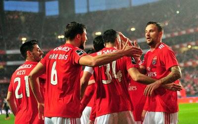 爱游戏在线入口 -今日塞维利亚激战巴伦西亚