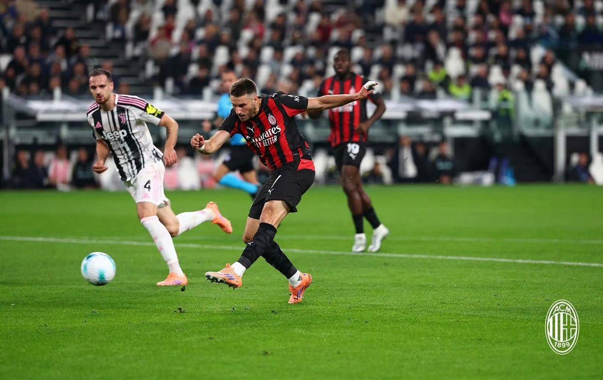 里程碑夜！国际米兰复出首秀，荷甲今晚刷纪录，媒体盛赞，控场能力受关注的简单介绍