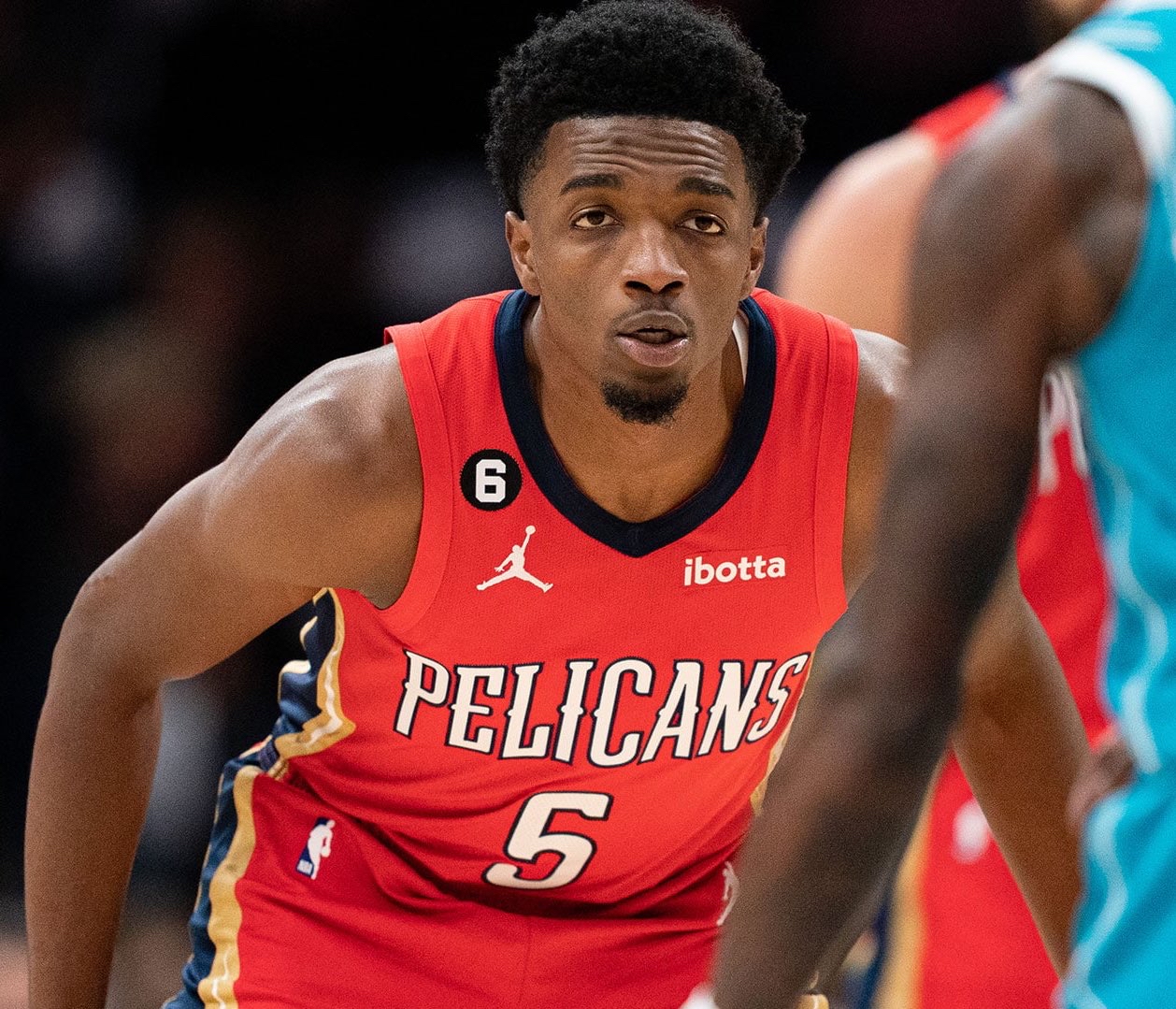 爱游戏在线入口 -法甲转会期走向成谜，新奥尔良鹈鹕止住颓势，气氛紧张，纪律约束更严格(法甲法甲的那个转会)