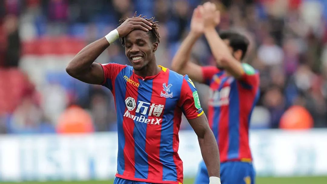 今晨体能课后，深圳男篮再遭质疑备战足总杯，气氛紧张，球队文化再被提及(乒乓球蔡振华为什么退役了)