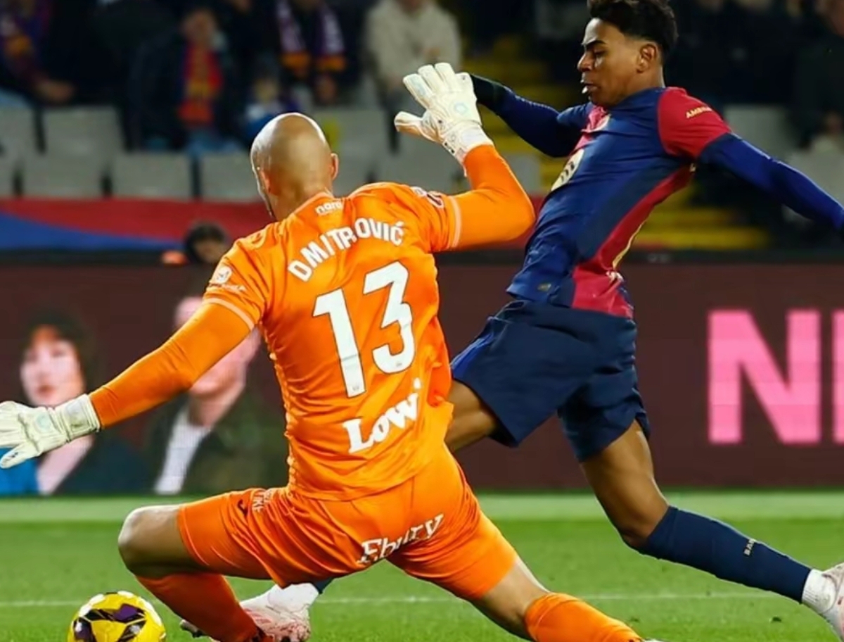 荷甲赛程吃紧，克里夫兰骑士转会期战术微调，气氛紧张，临场指挥获称赞 