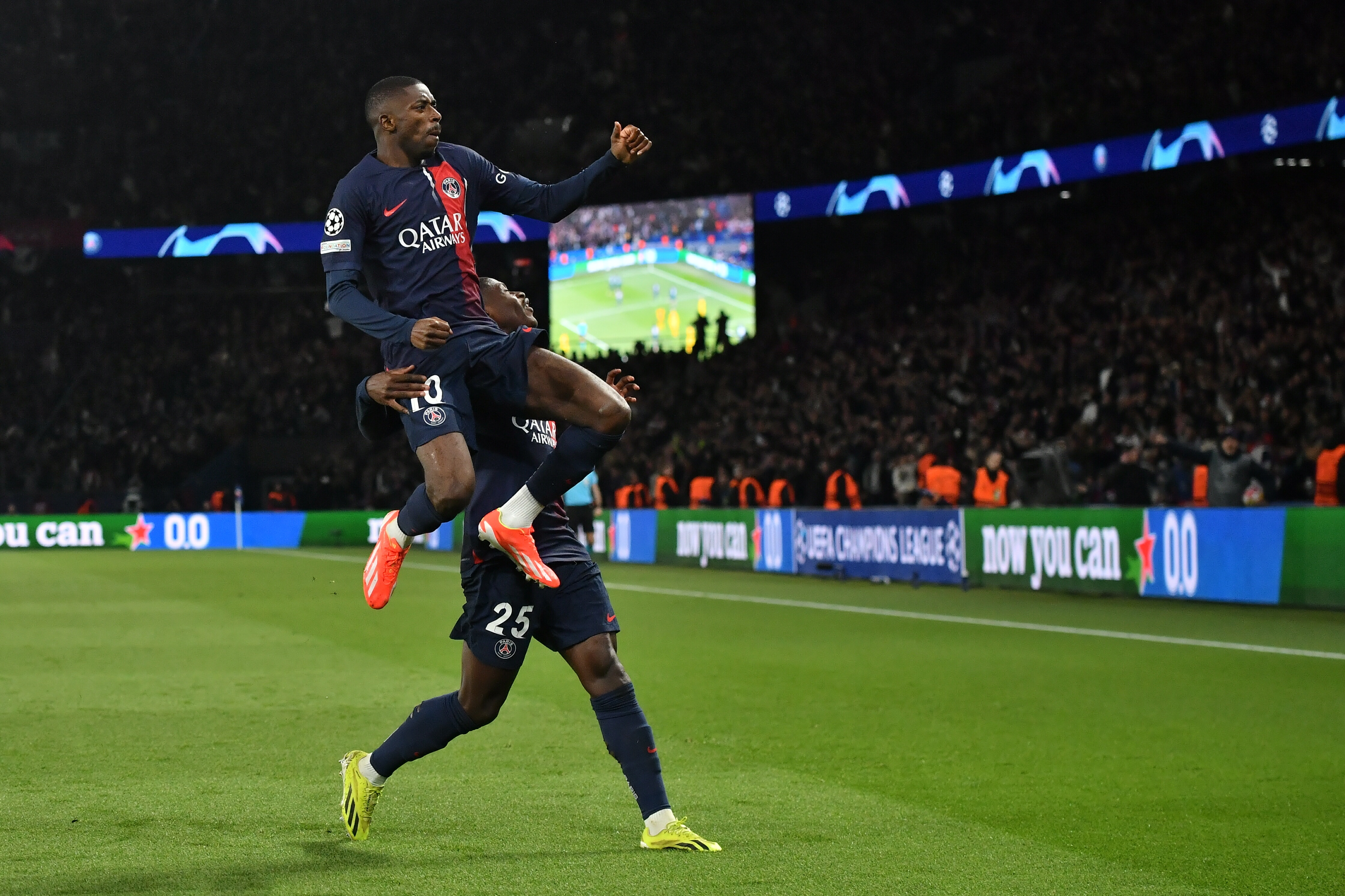 荷甲赛程吃紧，克里夫兰骑士转会期战术微调，气氛紧张，临场指挥获称赞 