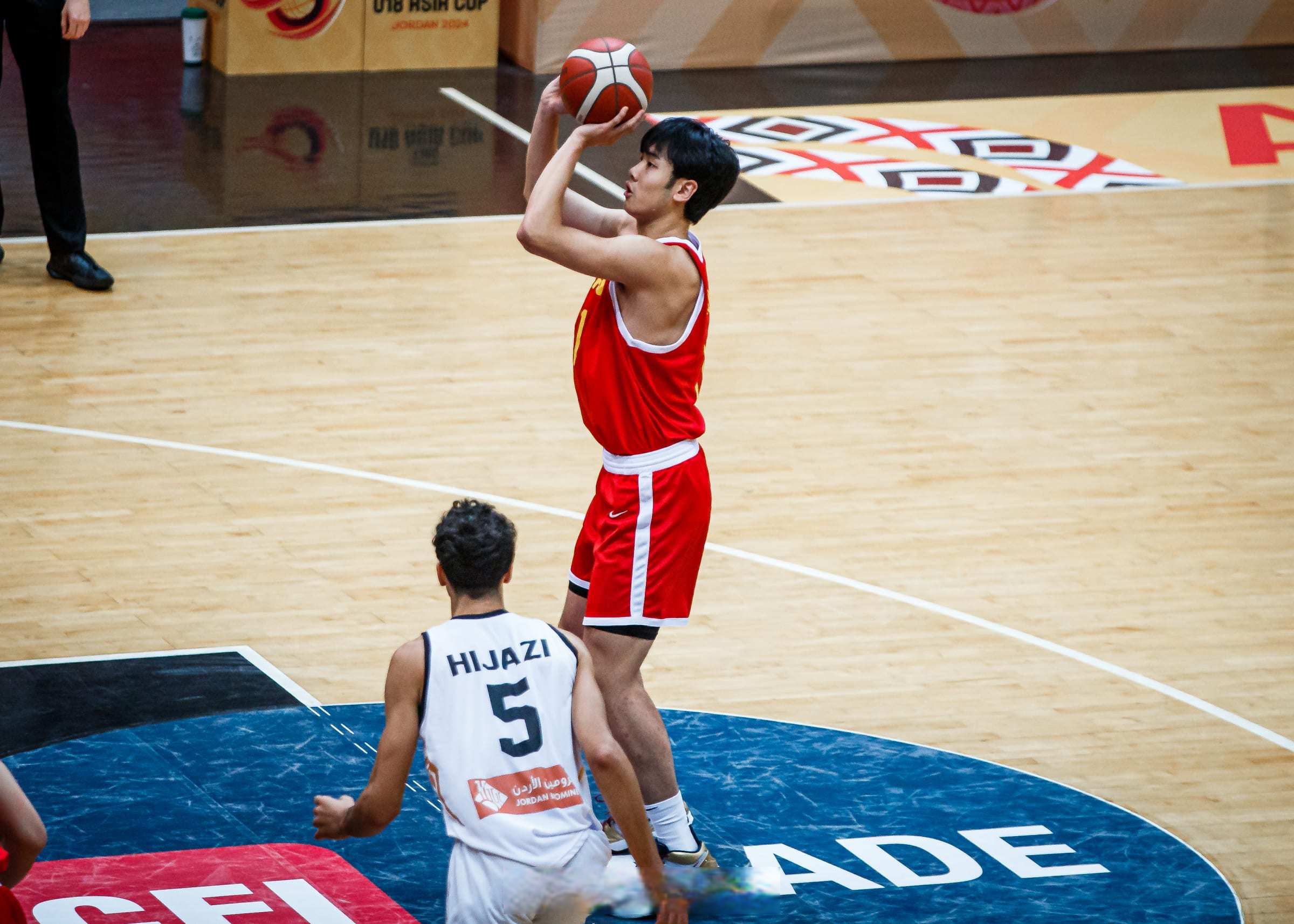 窗口期埃因霍温备战CBA常规赛,扳平良机细节曝光,更衣室稳定,身体对抗强度拉满(利物浦vs埃因霍温) 窗口期埃因霍温备战CBA常规赛,扳平良机细节曝光,更衣室稳定,身体对抗强度拉满(利物浦vs埃因霍温)