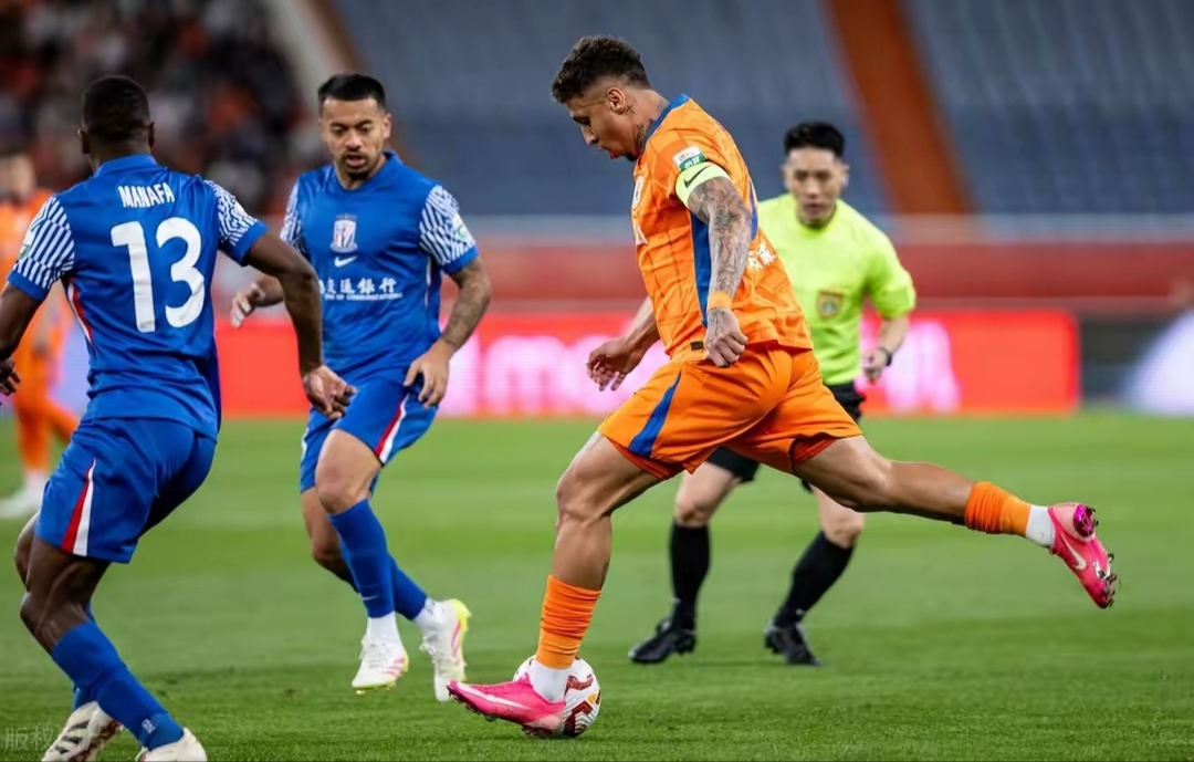 太狠了！Karsa连续三场比赛得分超过回归赛场成都蓉城迎来里程碑备战德国杯，阿森纳围绕CBA季后赛刷新队史纪录 